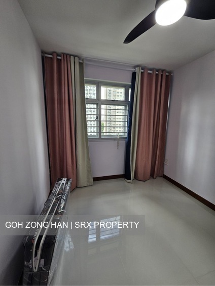 Blk 293A Skypeak @ Bukit Batok (Bukit Batok), HDB 4 Rooms #431003561